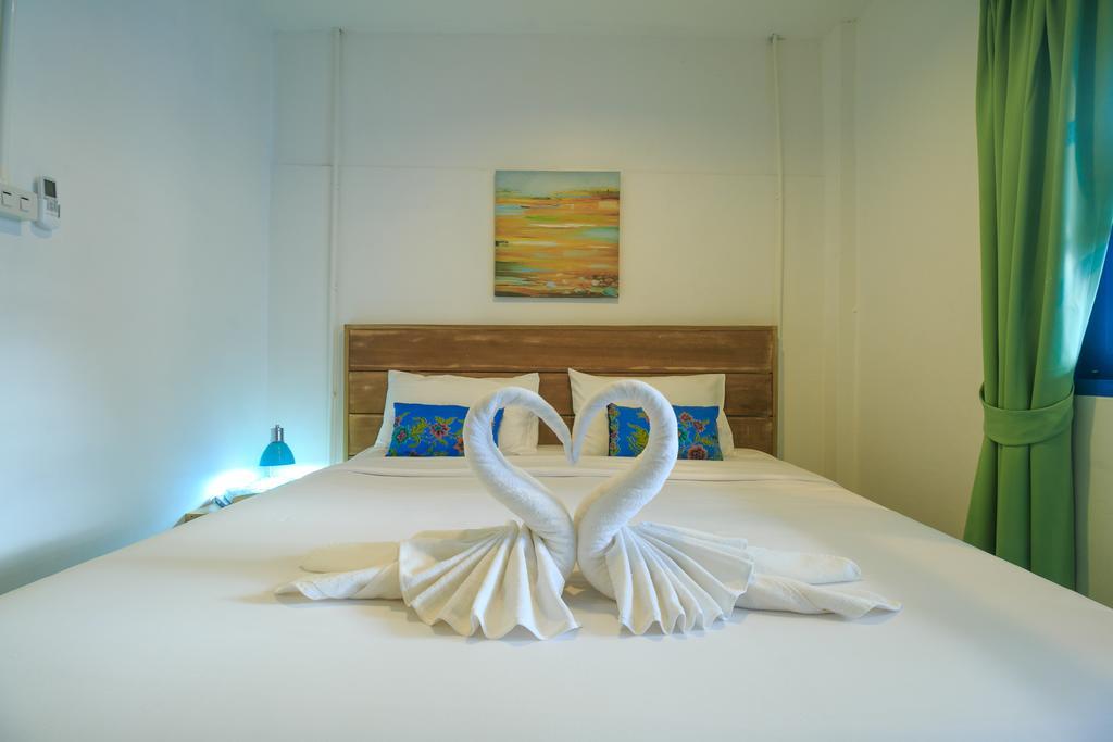 Frog House Bed & Breakfast (Adults Only) Patong Exterior foto