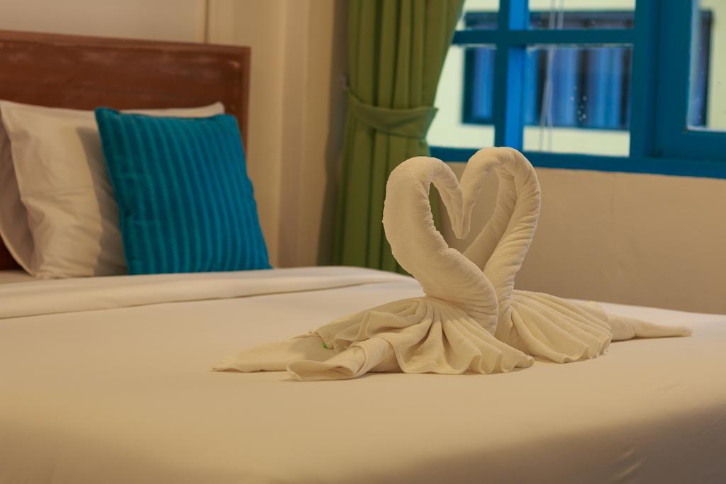 Frog House Bed & Breakfast (Adults Only) Patong Exterior foto