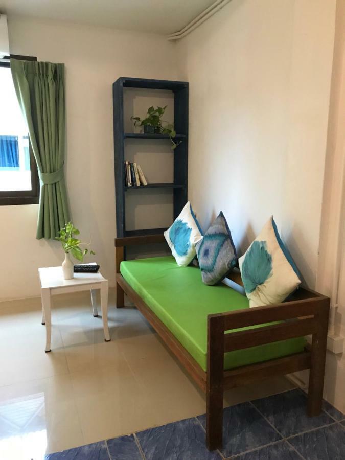 Frog House Bed & Breakfast (Adults Only) Patong Exterior foto
